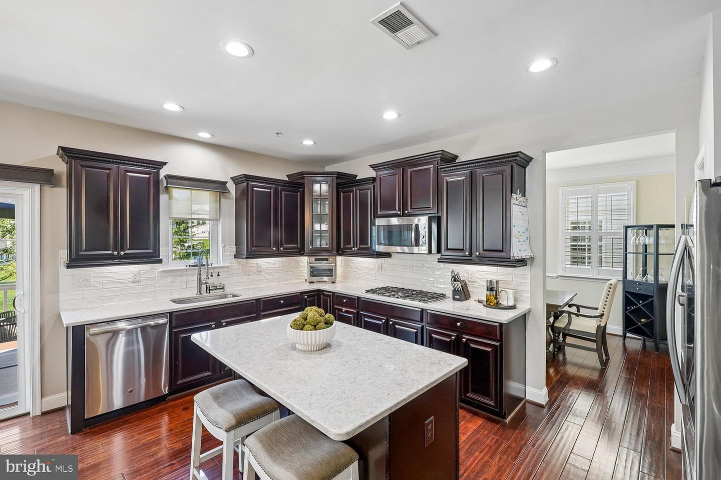 715 Highland Meadows Drive photo 18