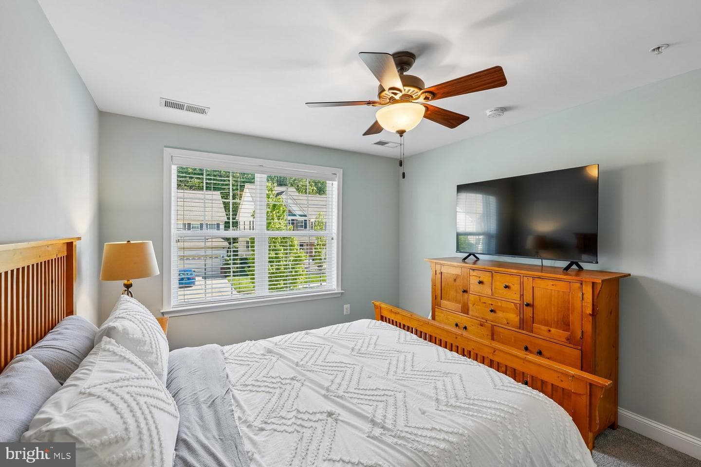 715 Highland Meadows Drive photo 34