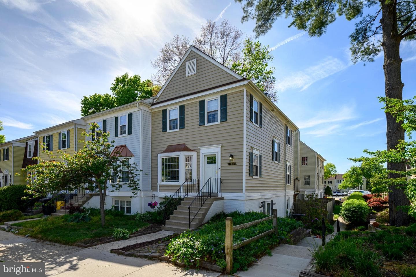1476 Lowell