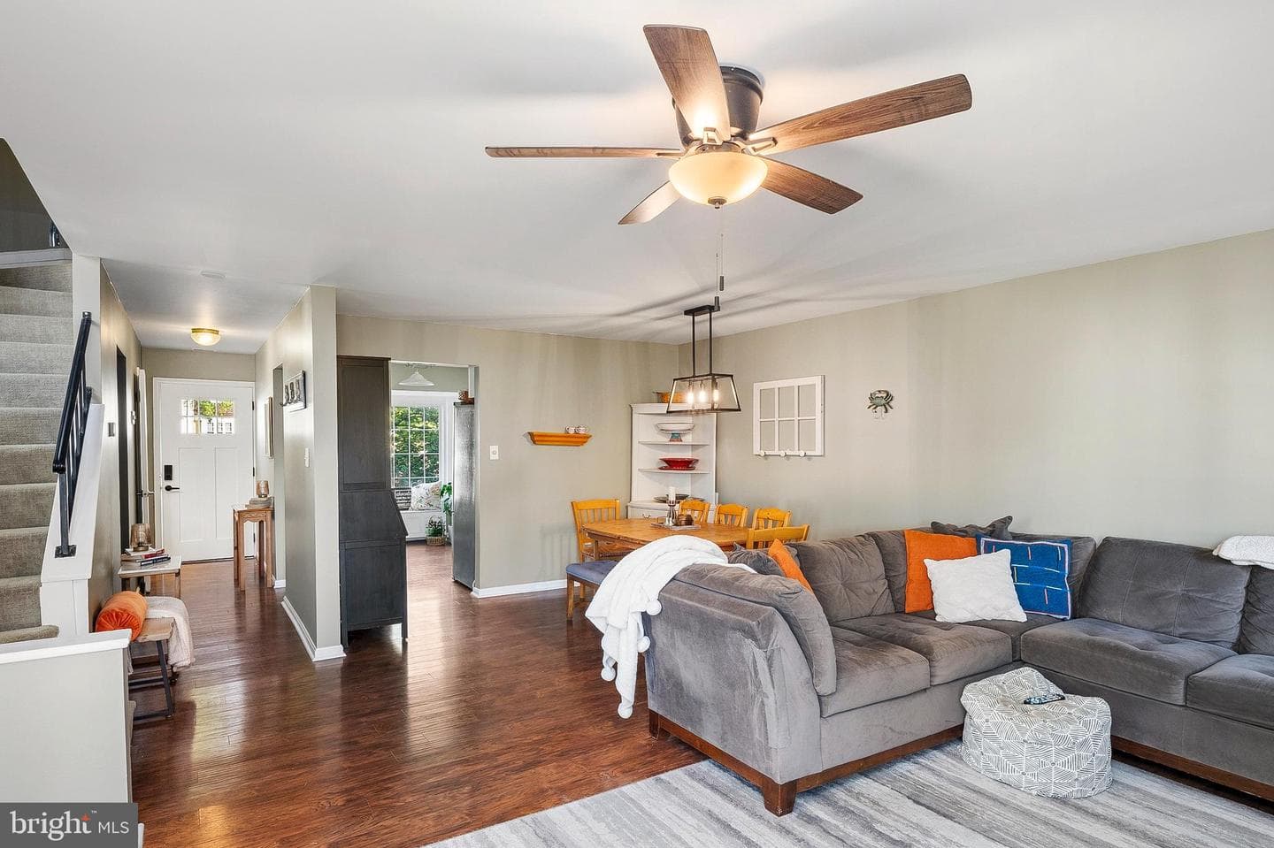 1476 Lowell photo 10