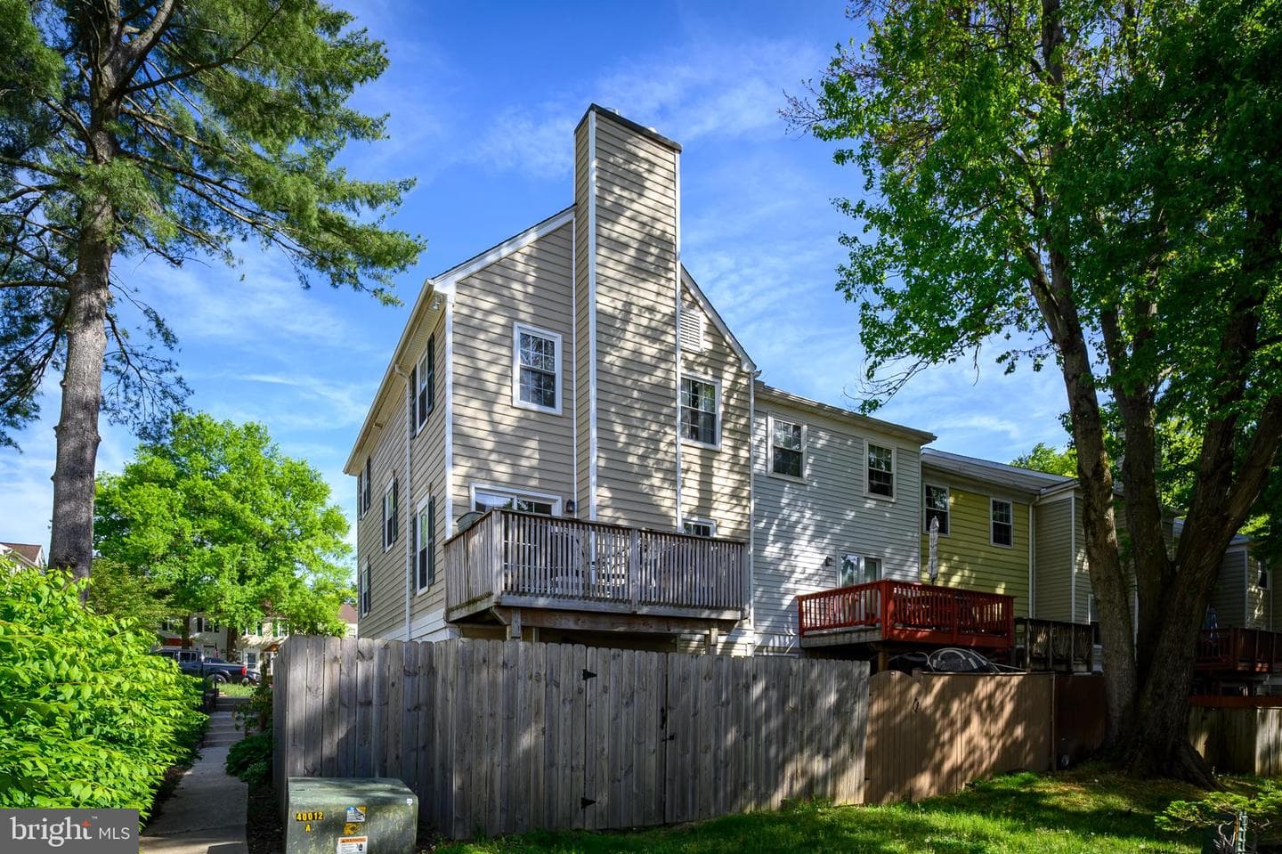 1476 Lowell photo 29