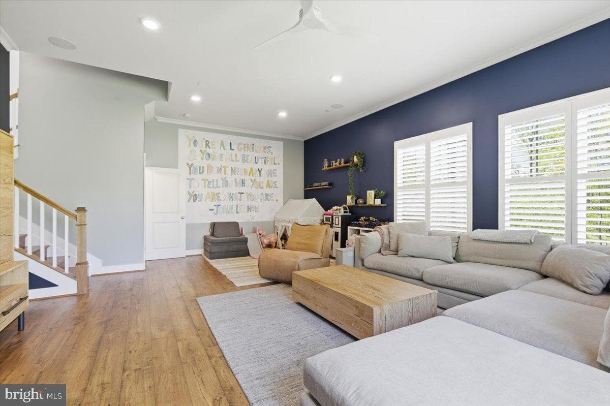 402 Ruysch Lane photo 39