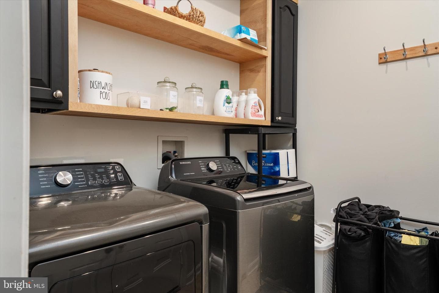 1408 Saybrooke Court photo 23