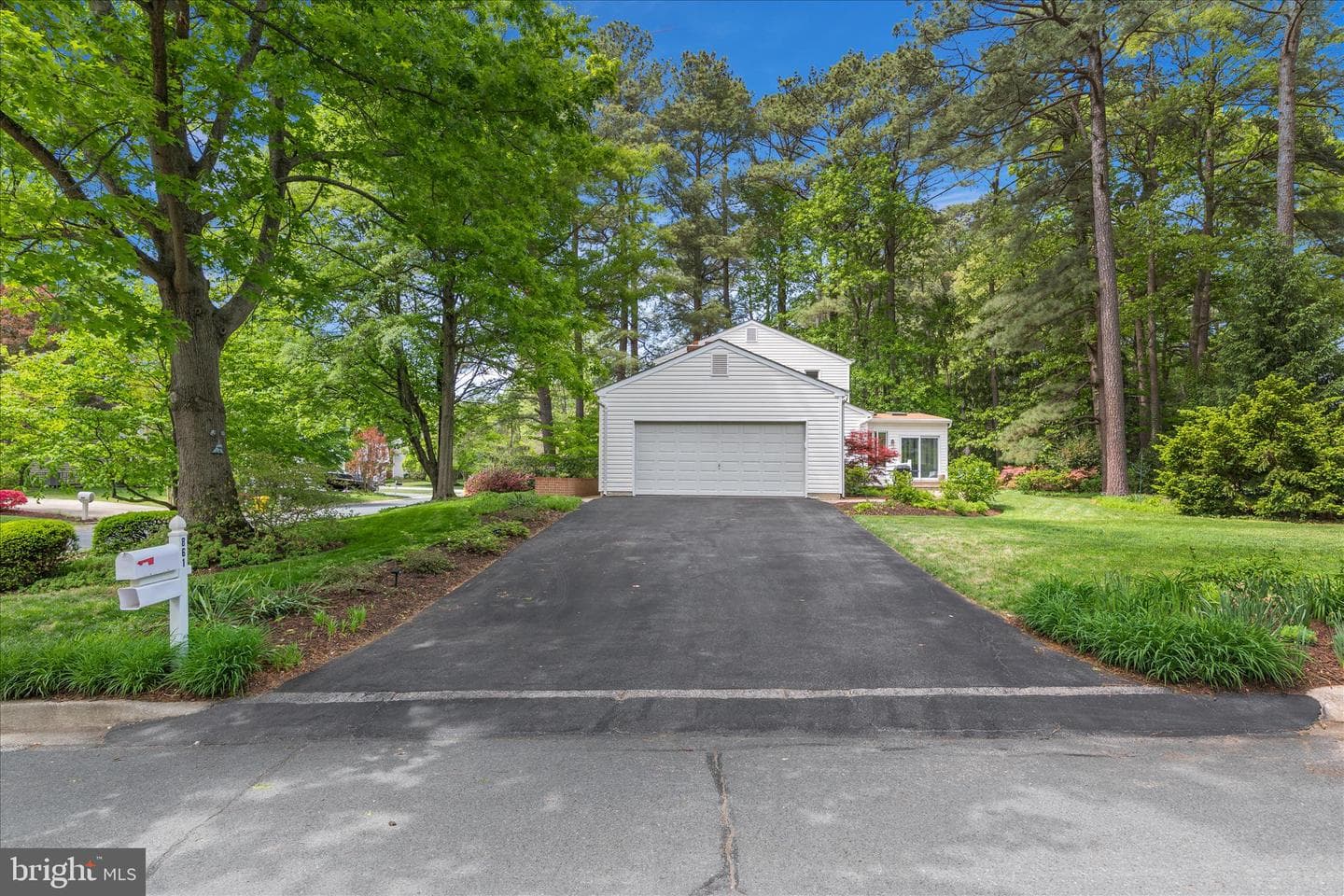 861 Twin Harbor Drive photo 40