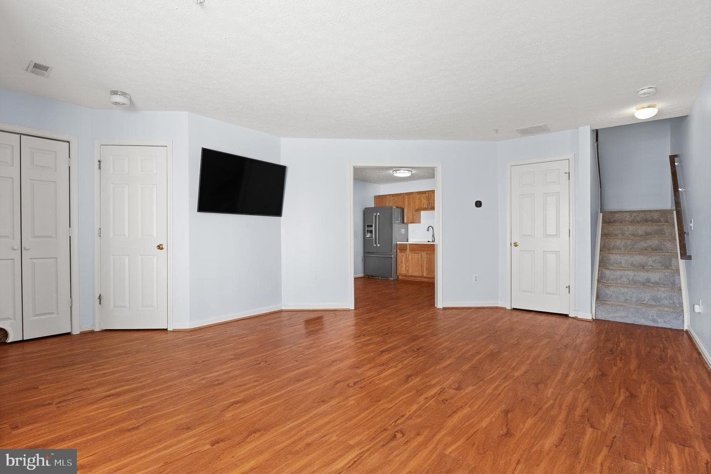 50 Hearthstone Court photo 2