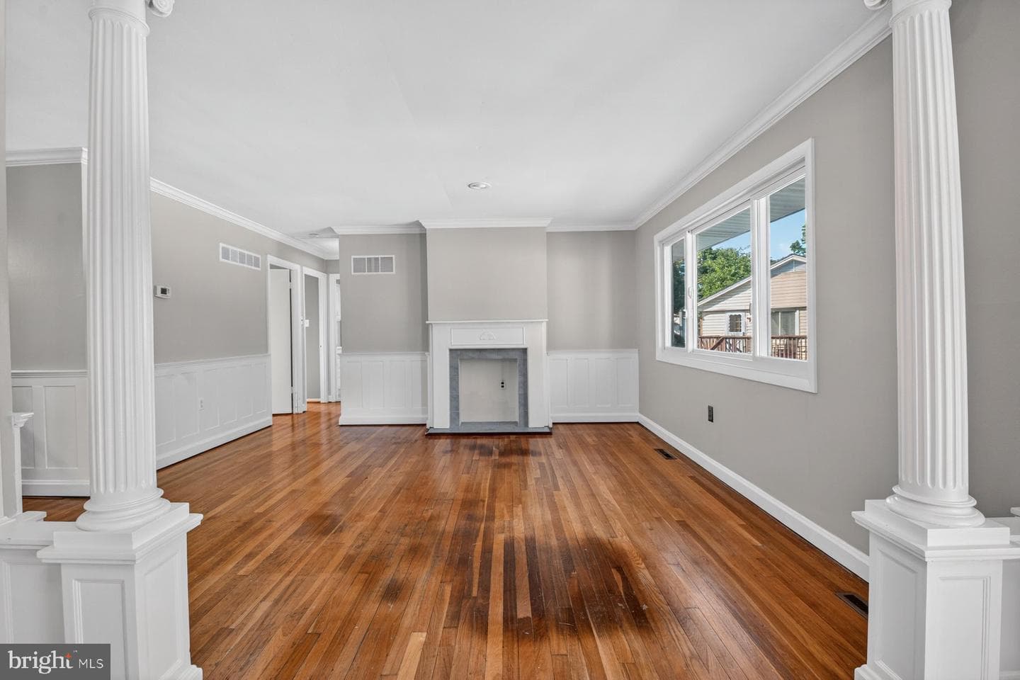 336 Regina Court photo 11