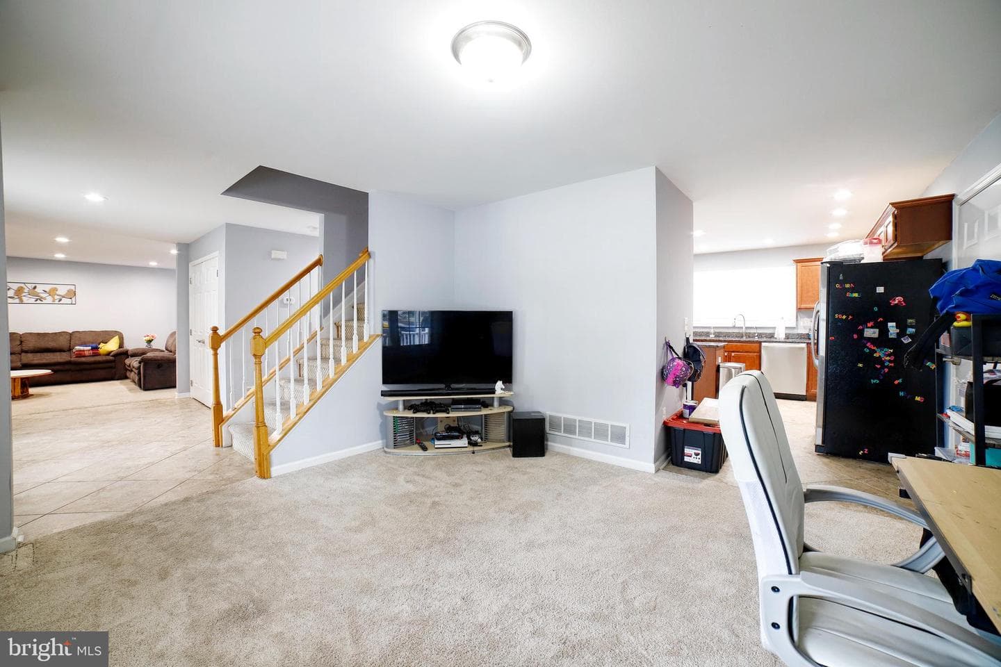 833 Selby Boulevard photo 26