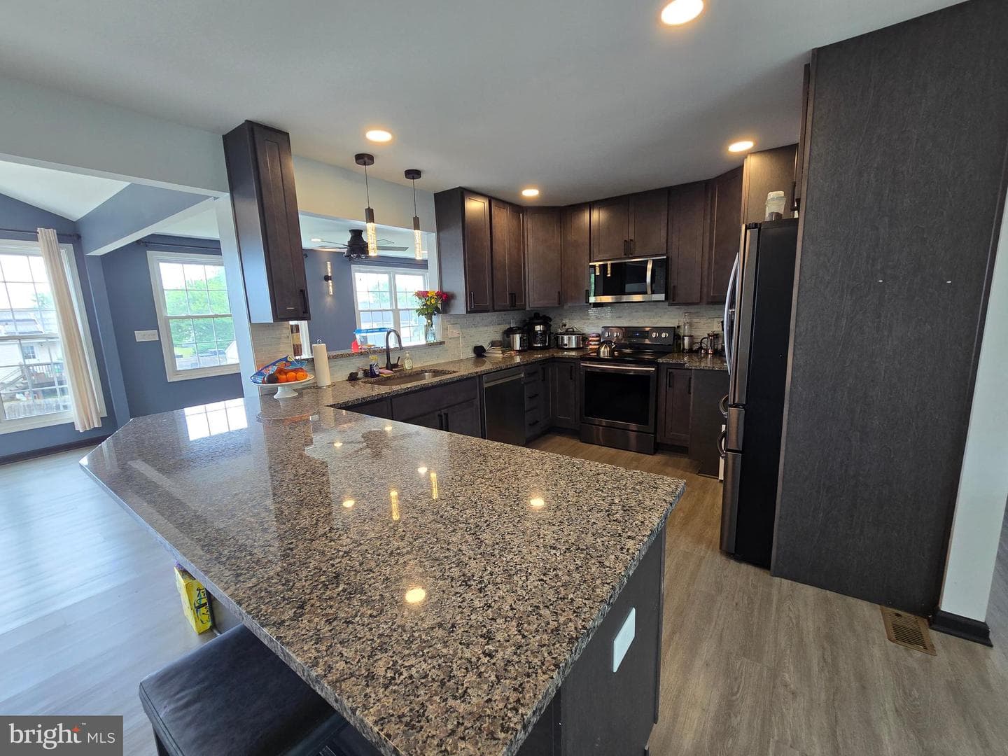 7513 Saffron Court photo 8