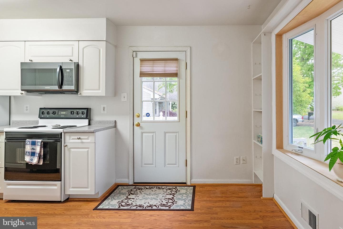 970 Highpoint Drive photo 30