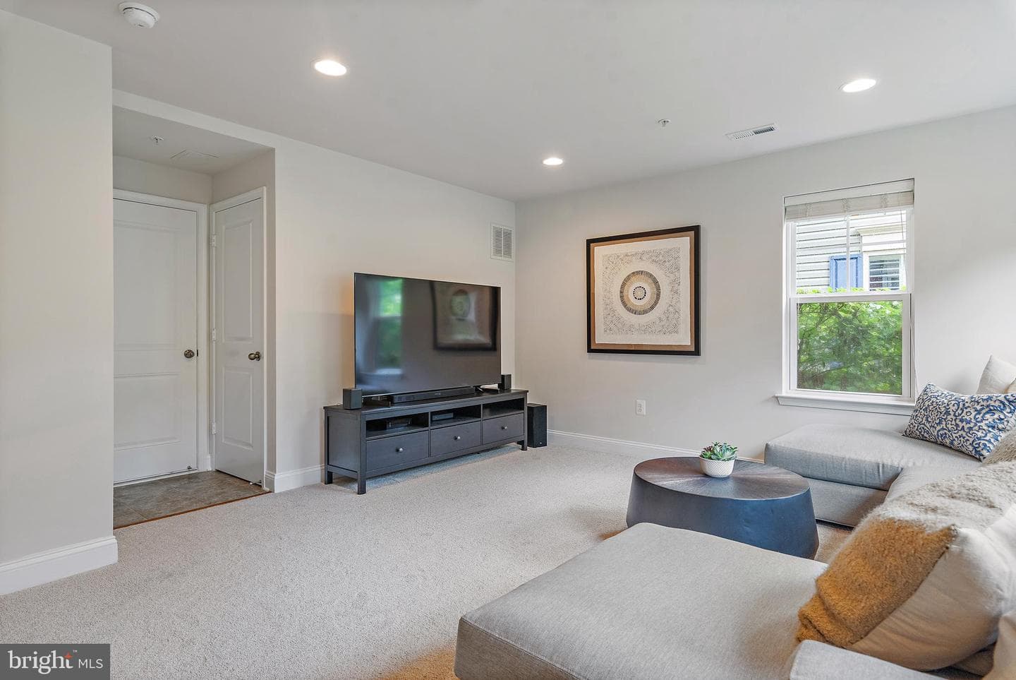 116 Vanguard Lane photo 60