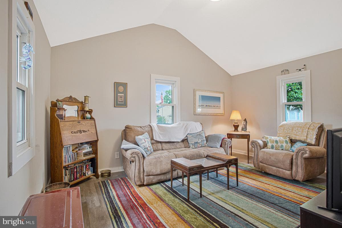 1609 Bentley Road photo 16