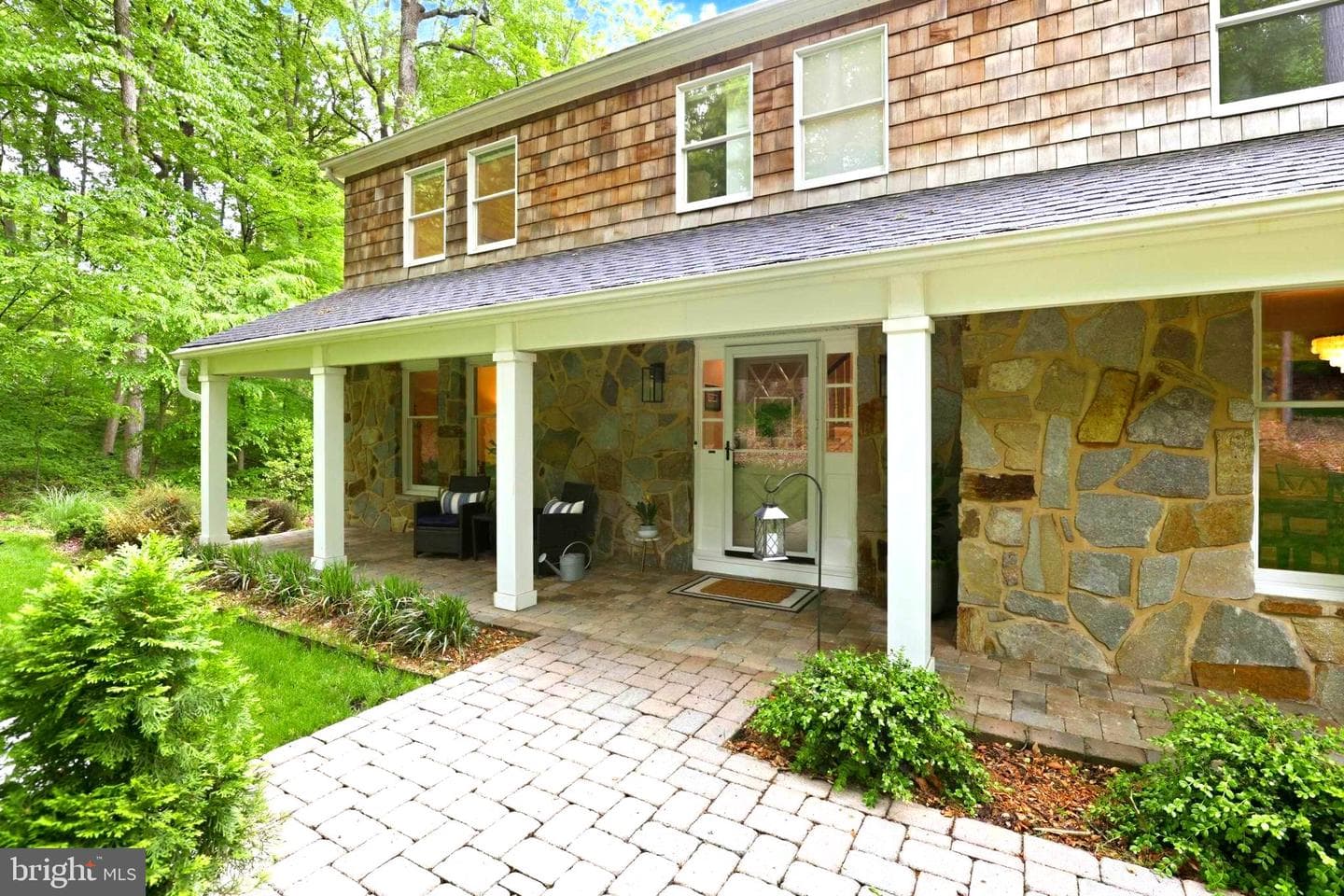 1718 Westminster Way photo 2