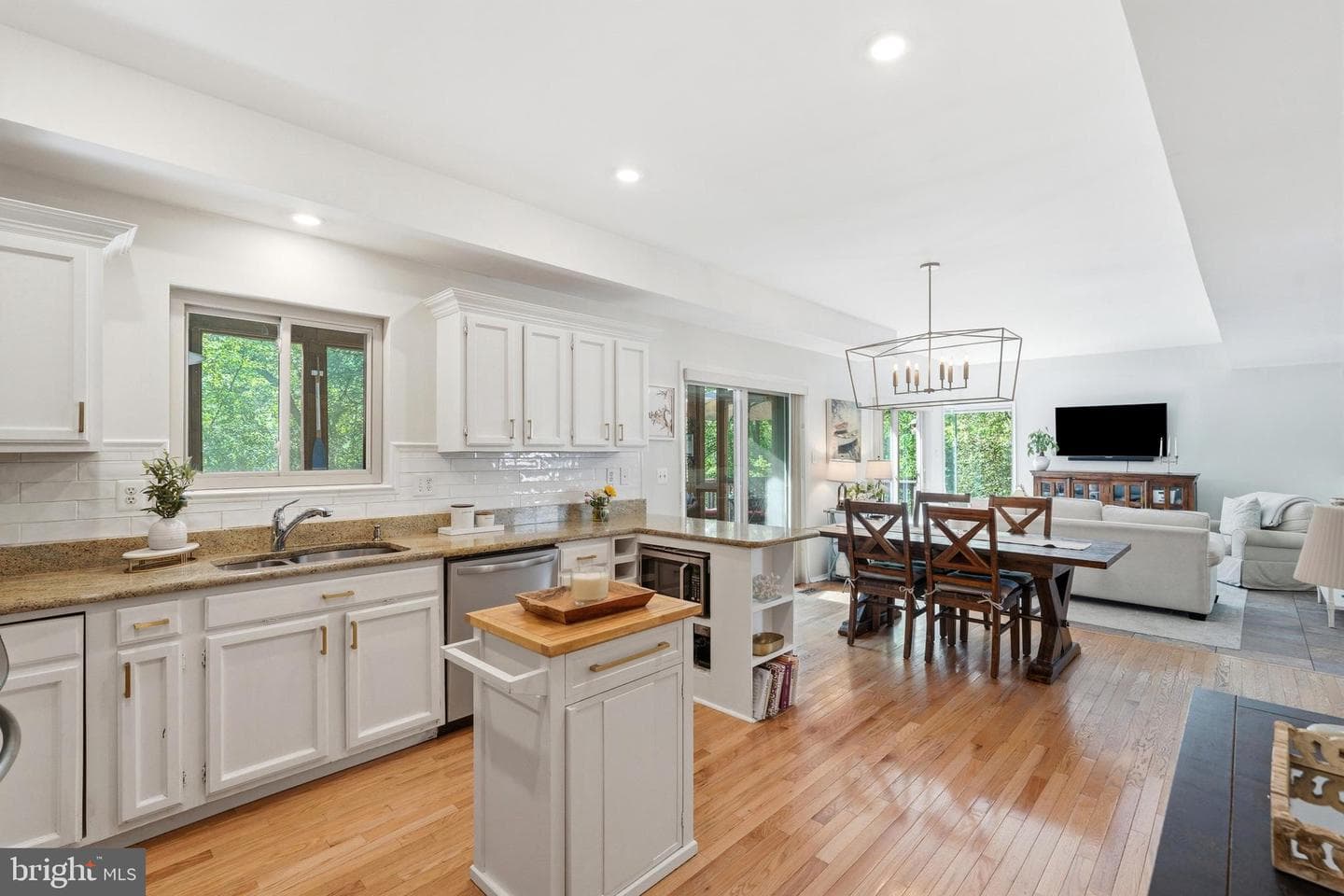 279 Capote Court W photo 16