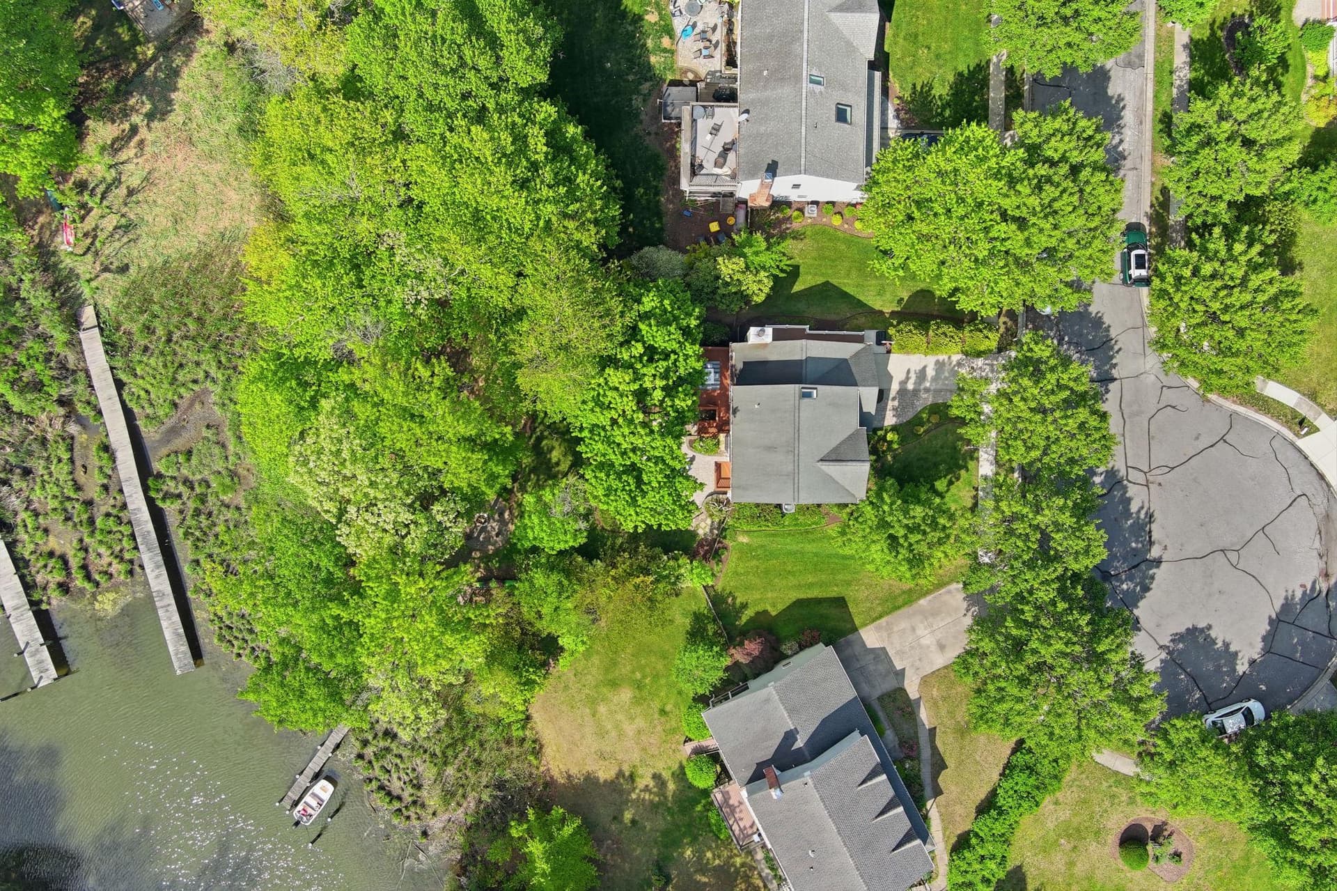 996 Headwater Road photo 40