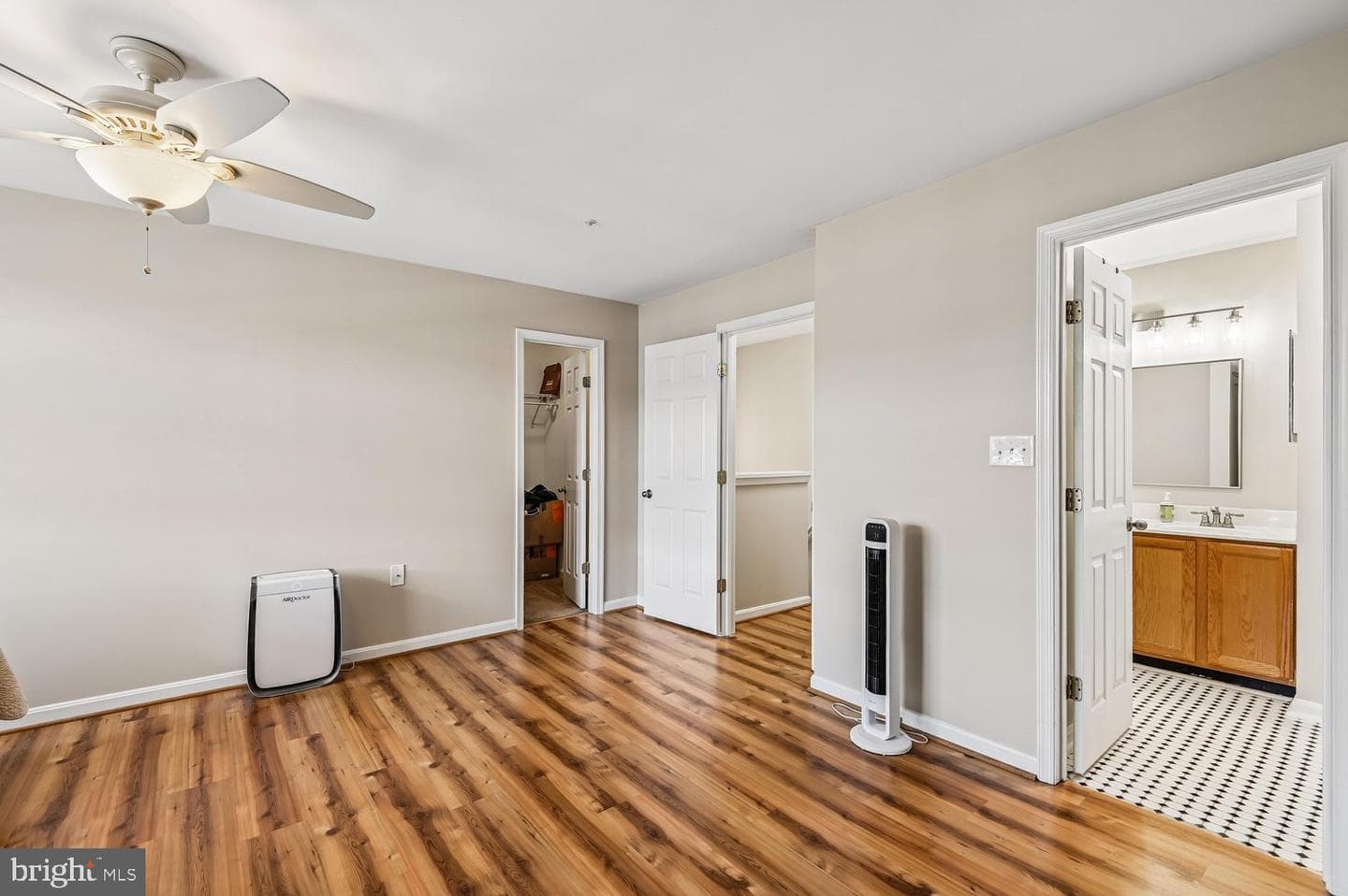 8733 Orchard Green Court photo 32