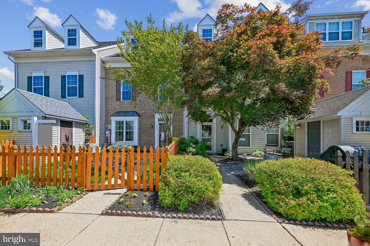 8733 Orchard Green Court photo 37