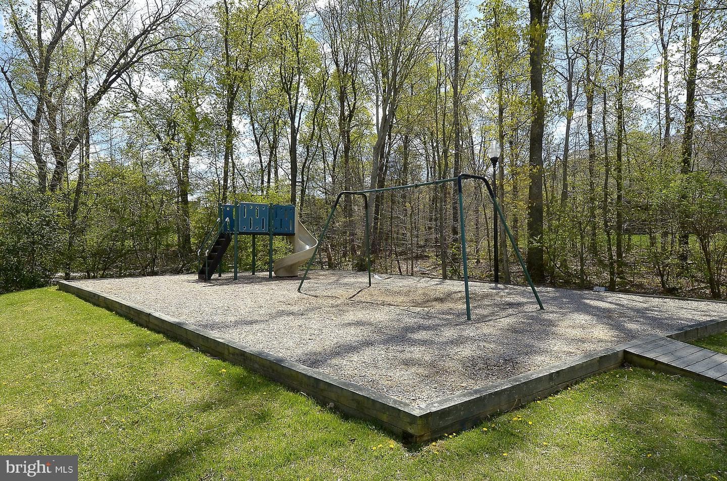 8733 Orchard Green Court photo 38