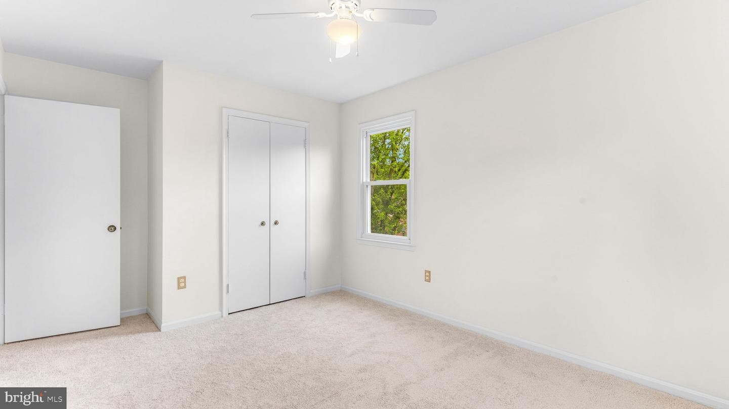 1728 Mayfair Place photo 39