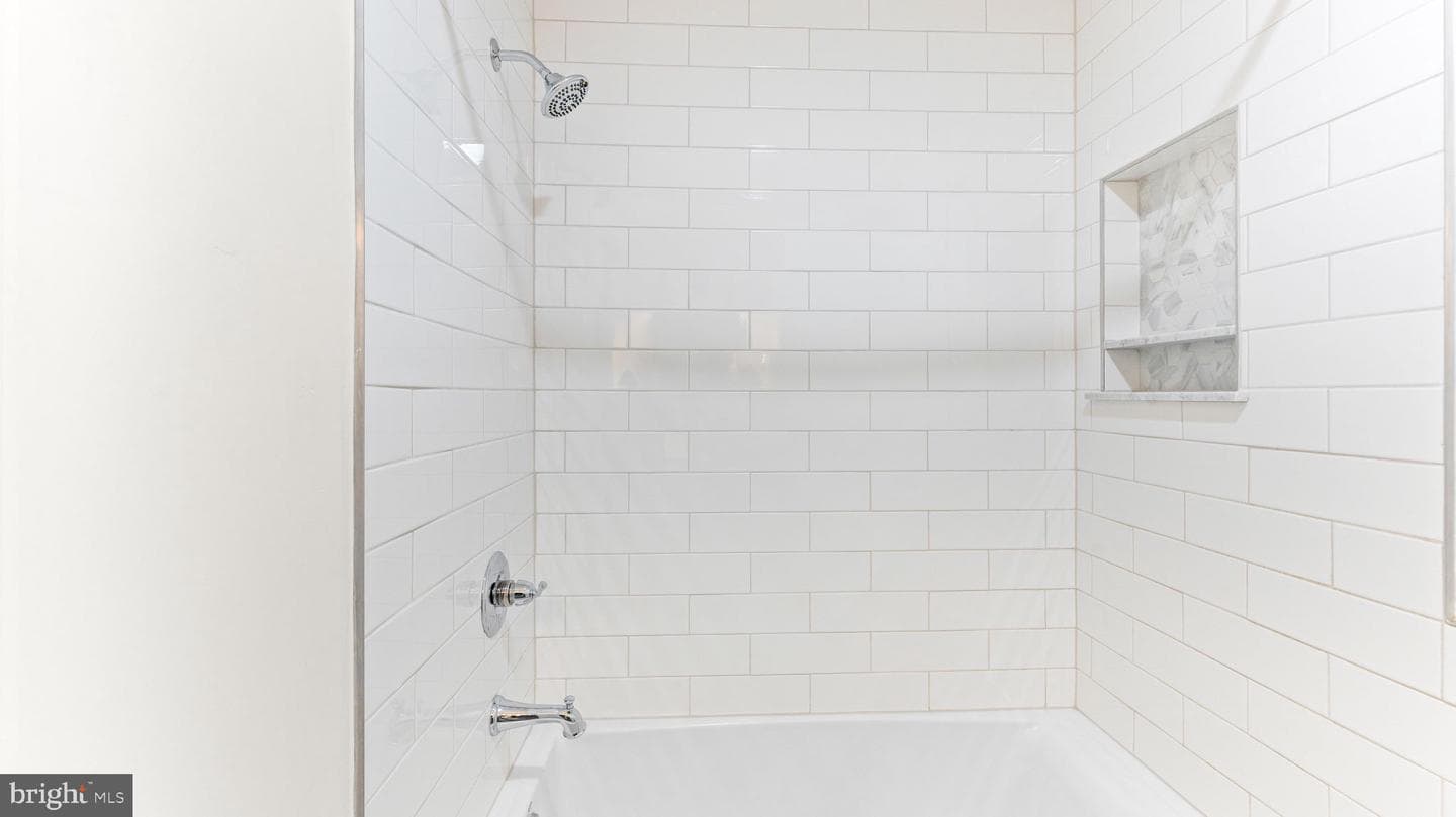 1728 Mayfair Place photo 41