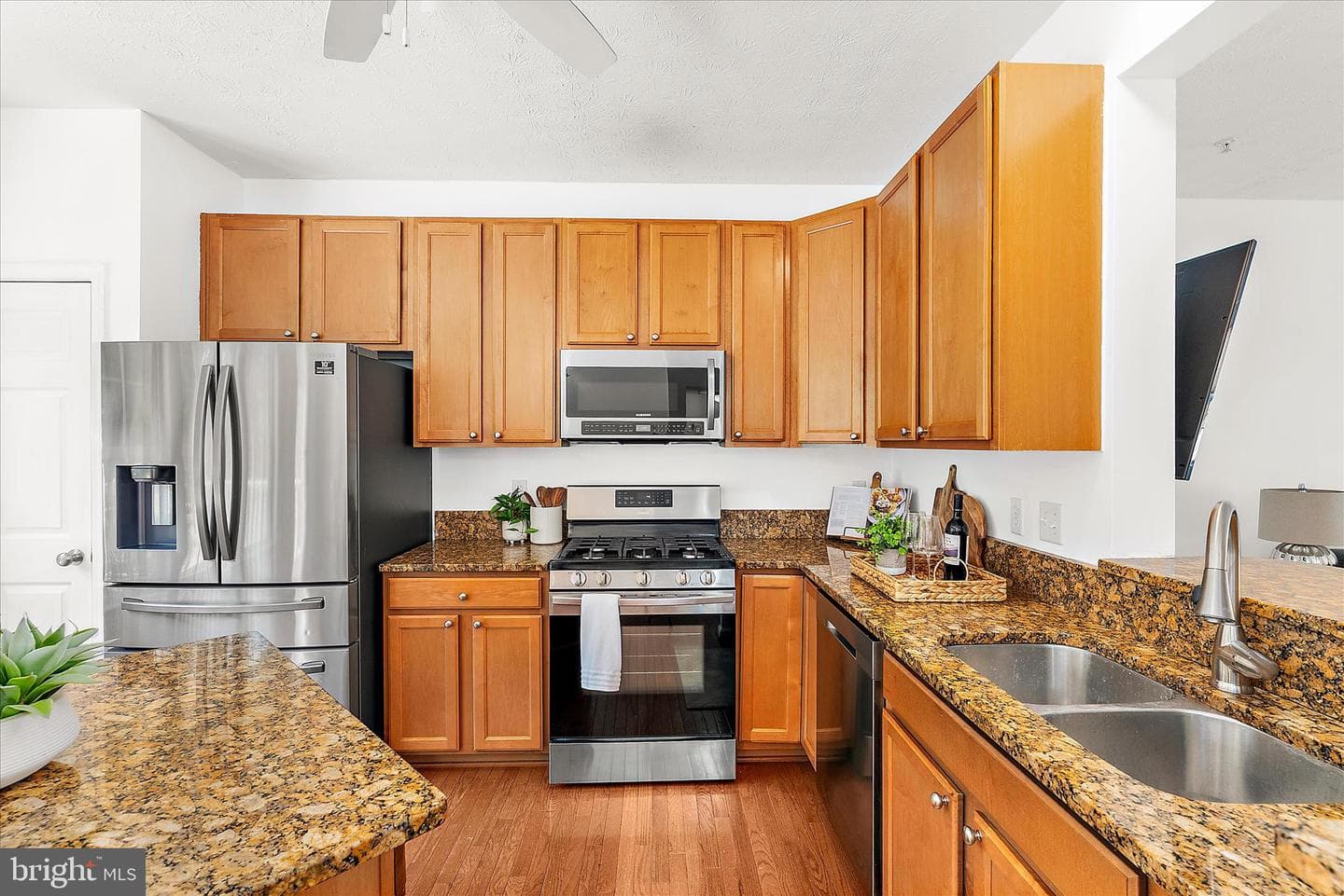 7214 Mockingbird Circle photo 8