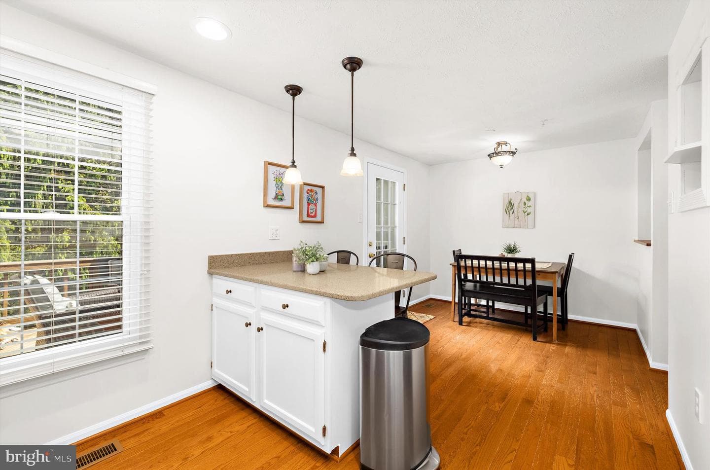 566 Quaker Ridge Court #116 photo 7