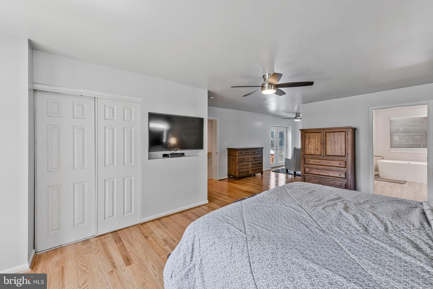 1442 Watts Avenue photo 32