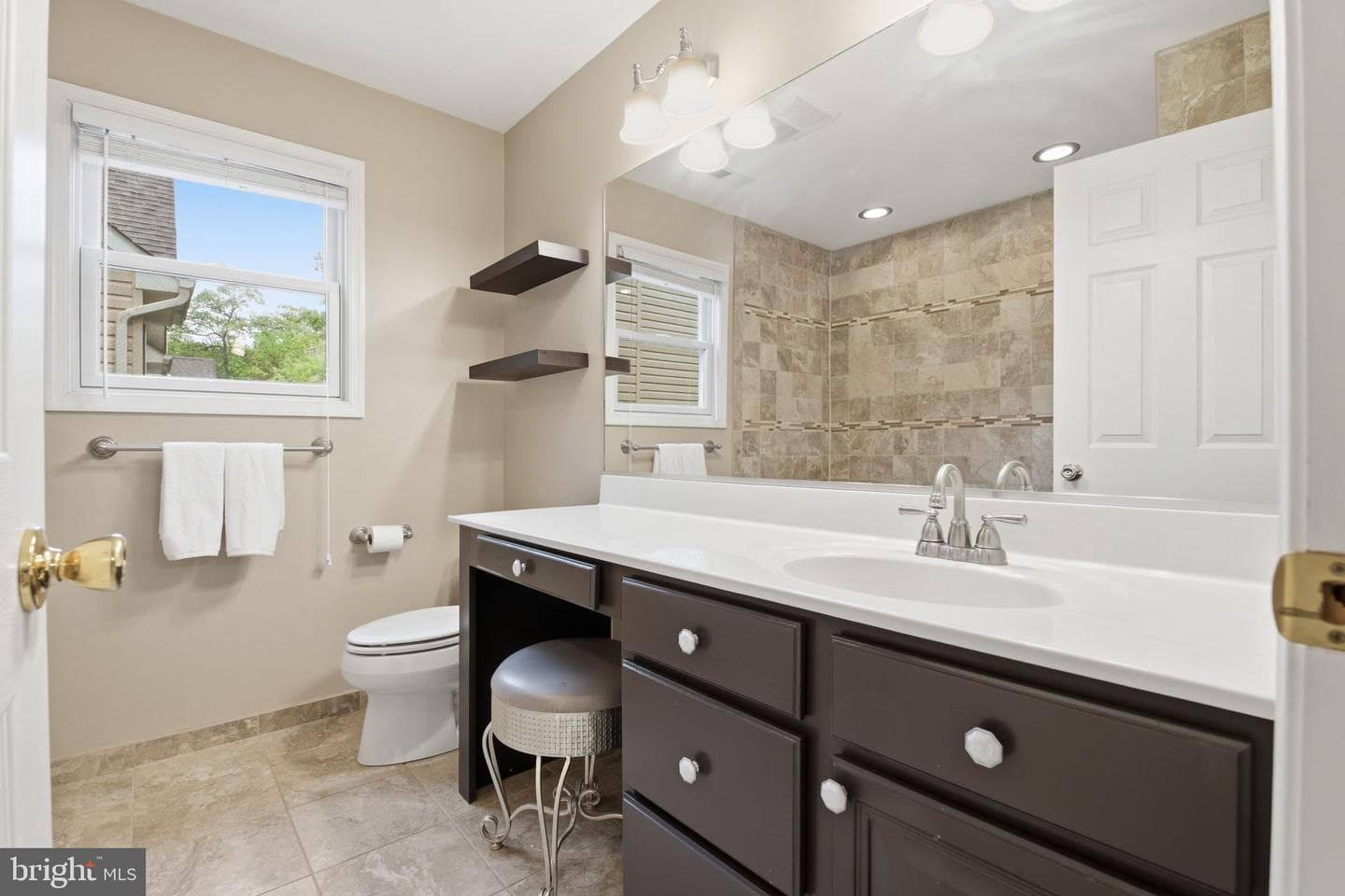 374 Holly Trl photo 17