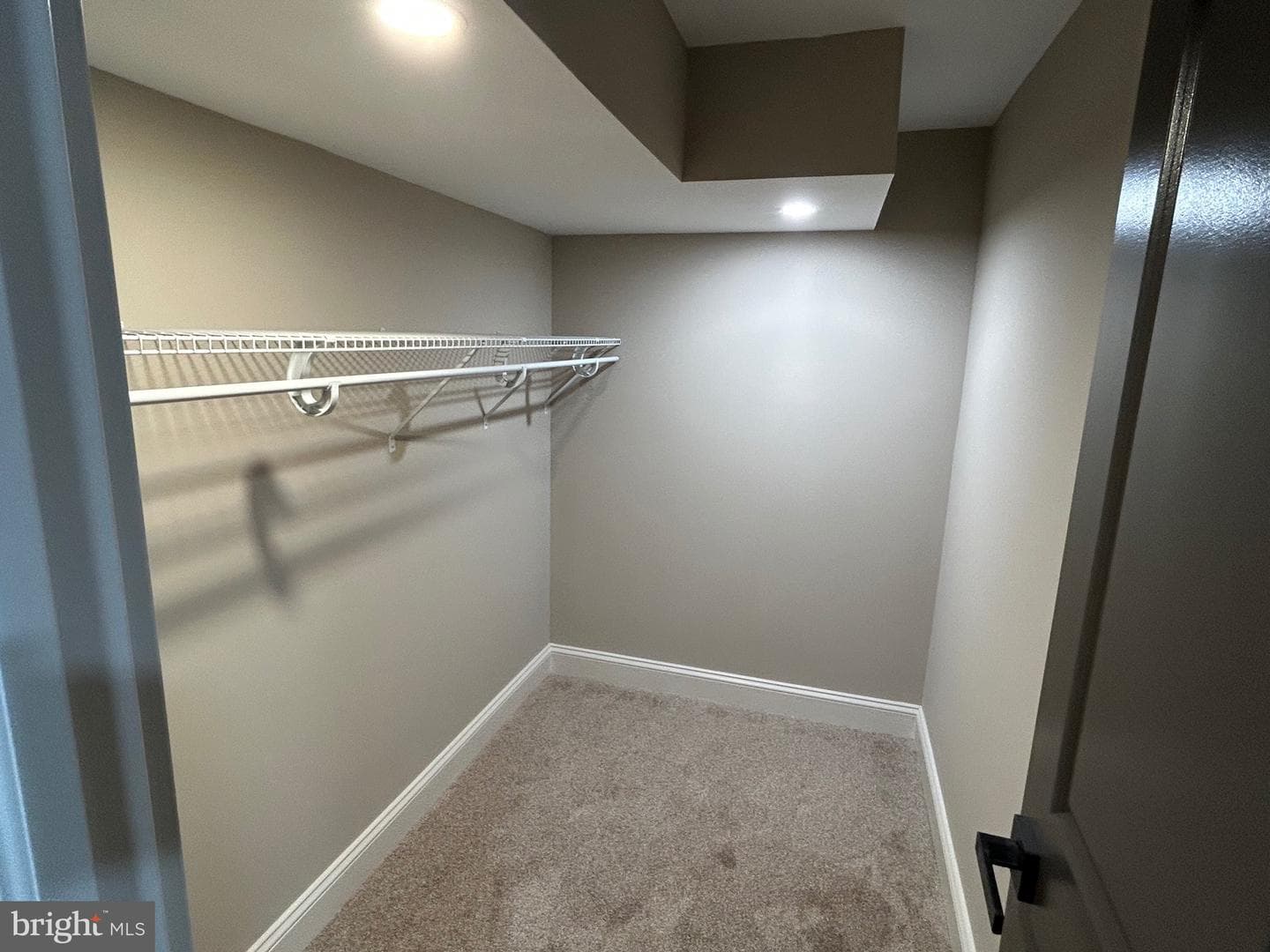 110 Kuethe Drive photo 28