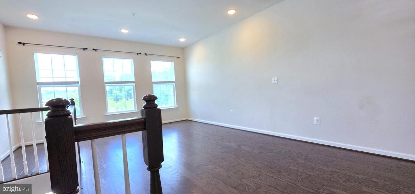 2914 Koens Court photo 8