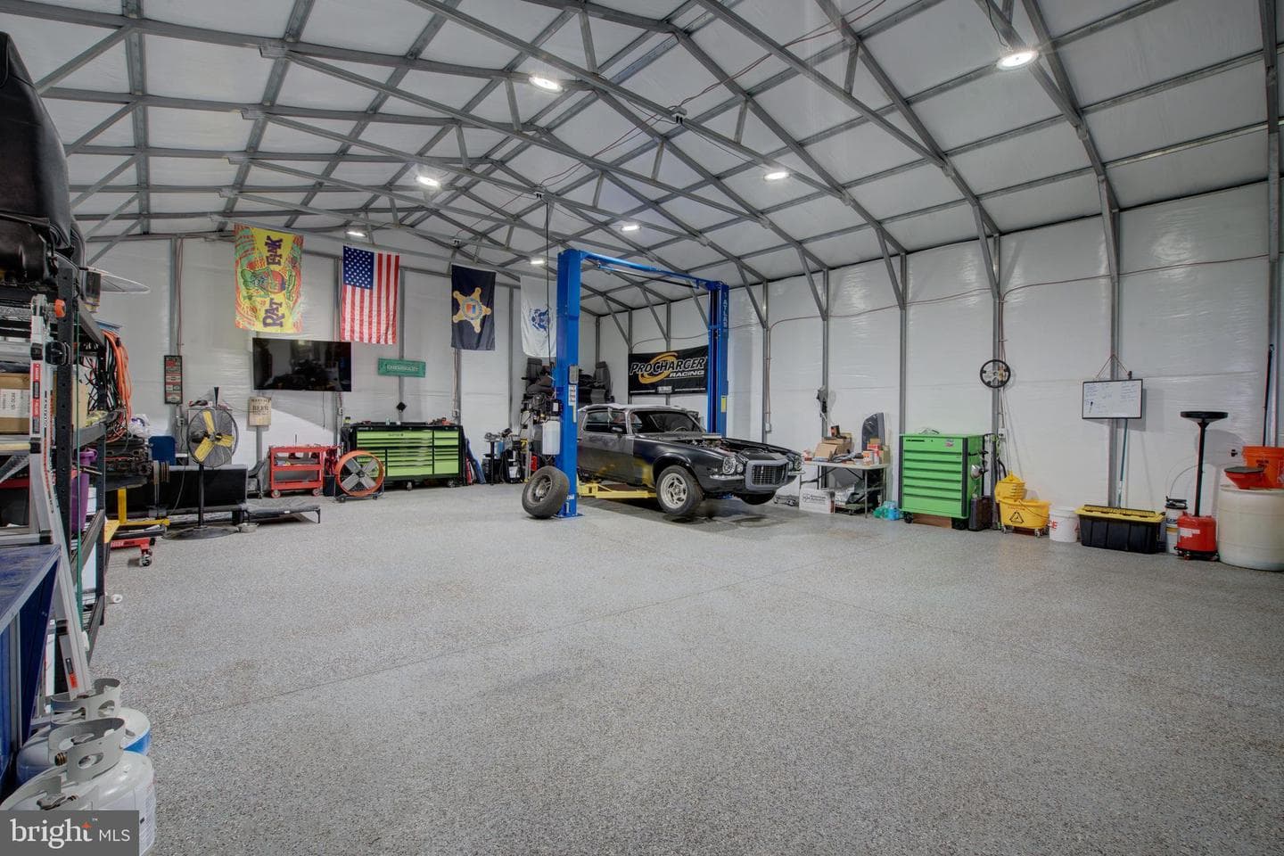 8331 Woodland Road photo 48
