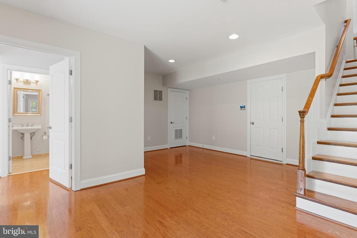 211 Zinfandel Lane photo 10