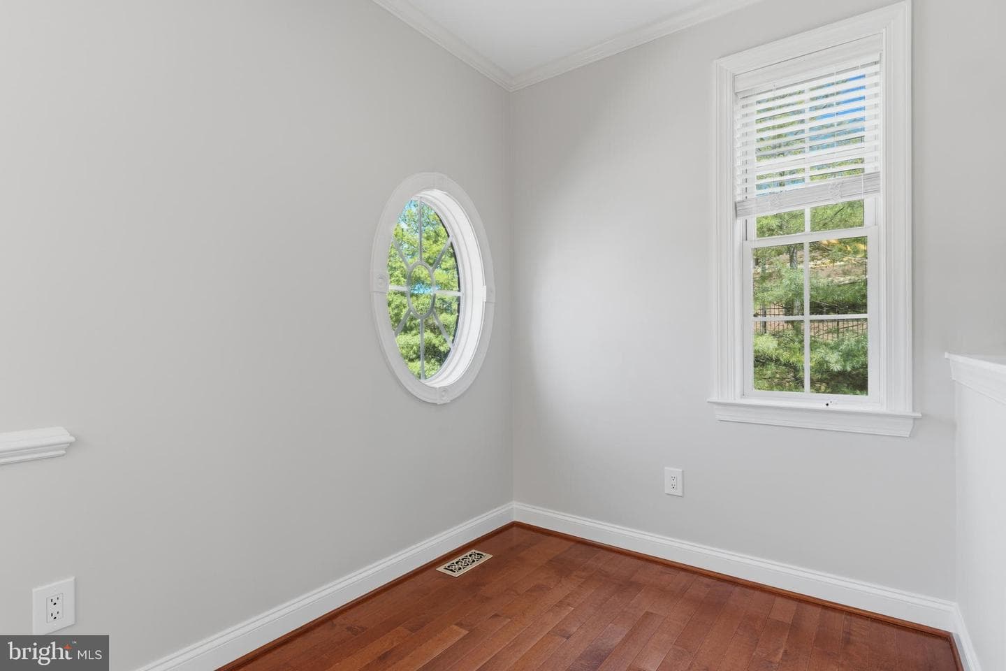 211 Zinfandel Lane photo 48