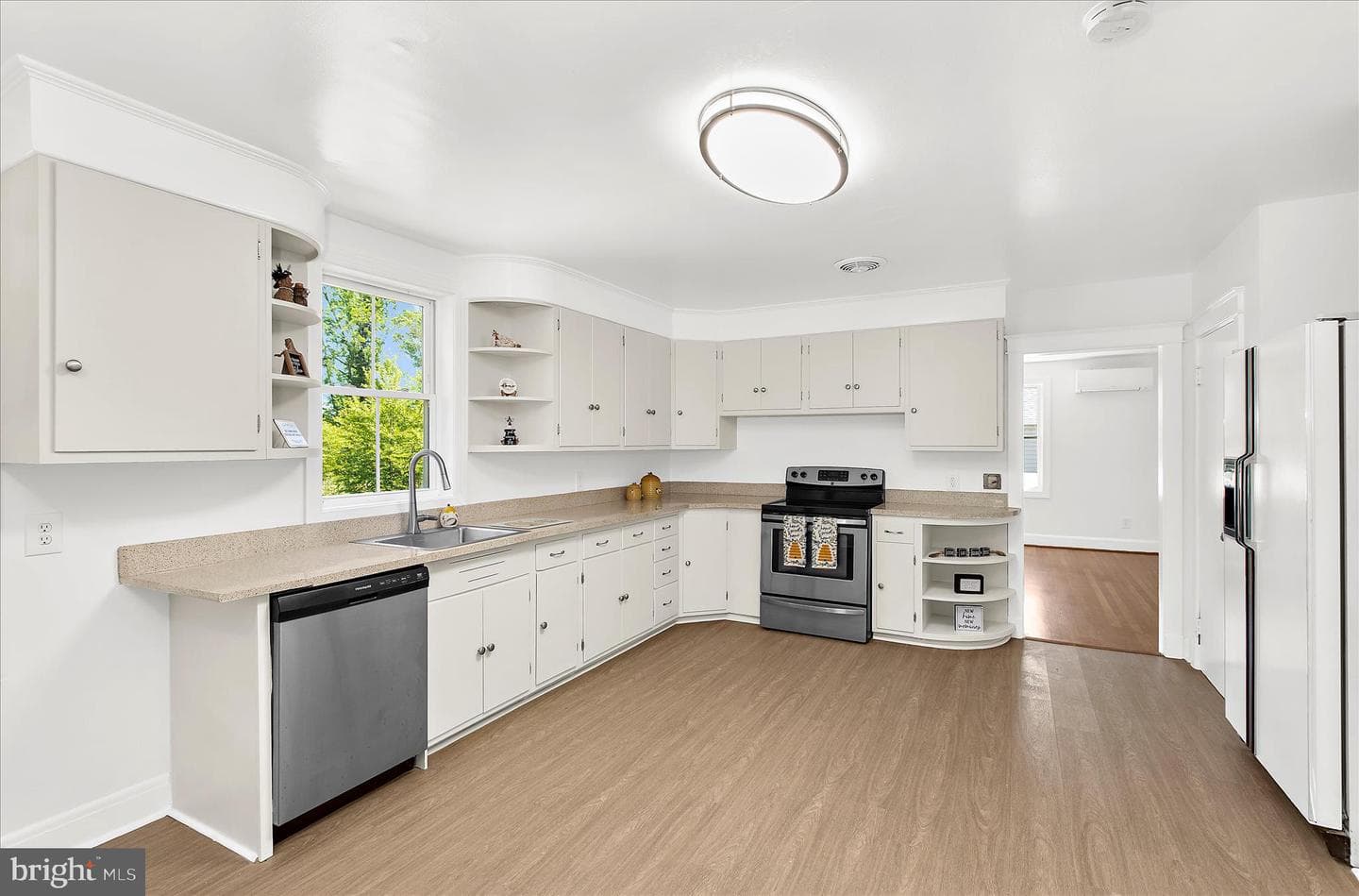 1378 Odenton Road photo 11