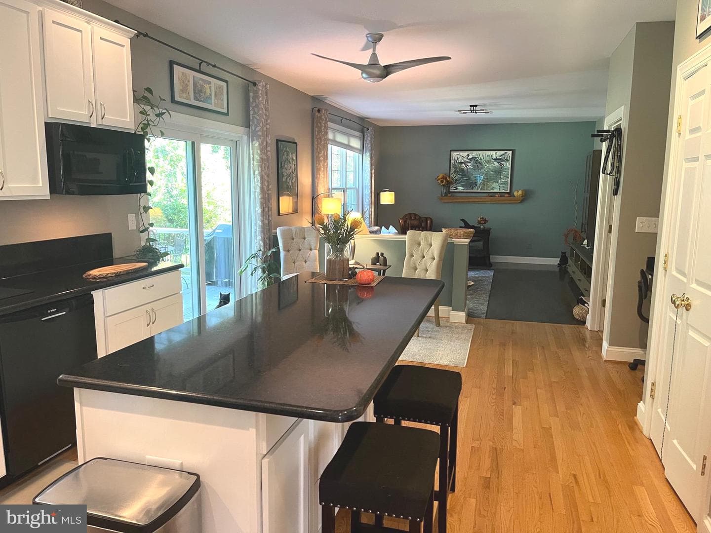 610 Burley Road photo 4