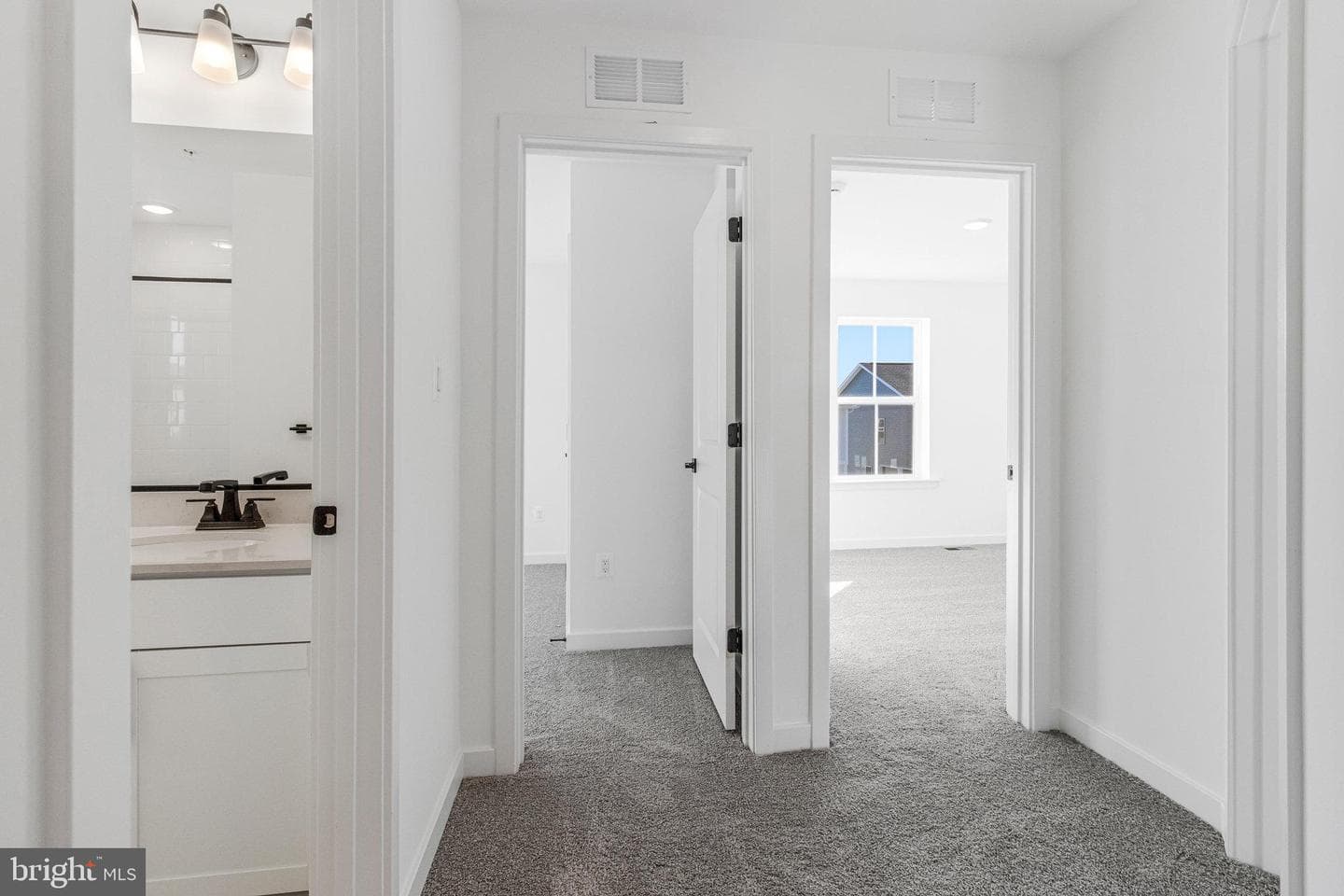 5722 Howard Drive photo 34