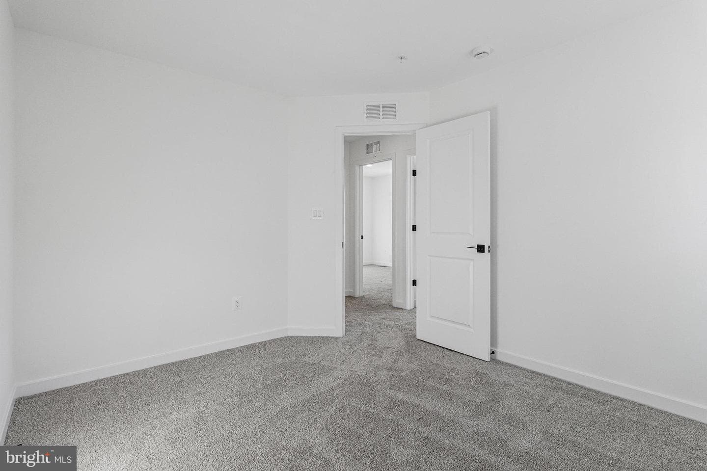 5722 Howard Drive photo 43