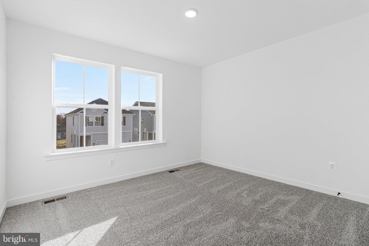 5722 Howard Drive photo 49
