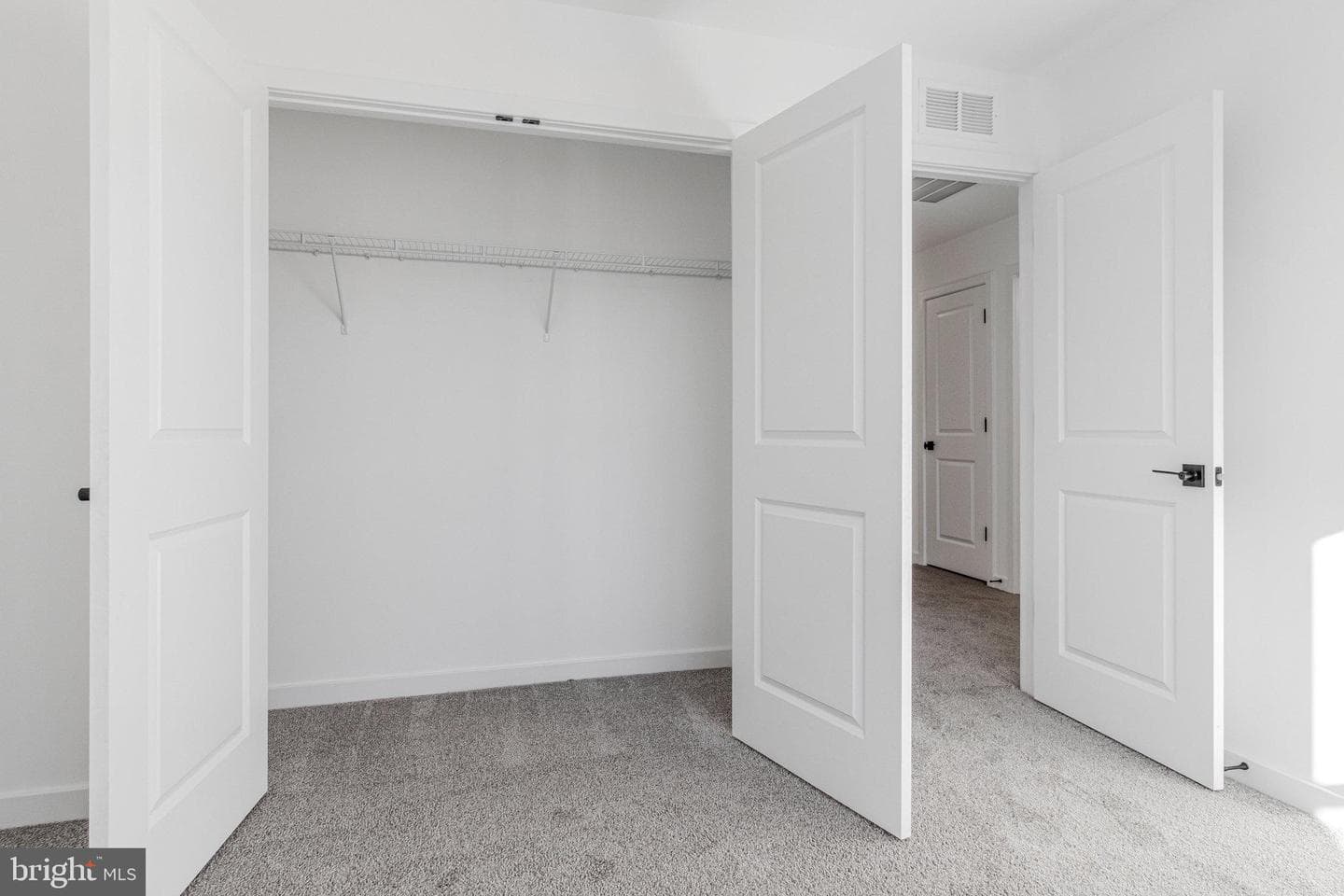 5722 Howard Drive photo 53