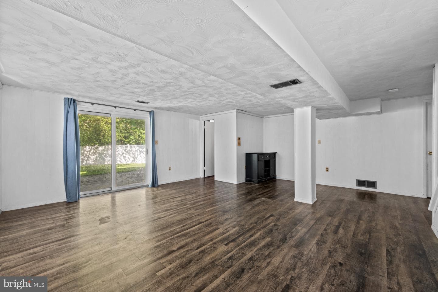 8091 Phirne Road E photo 28