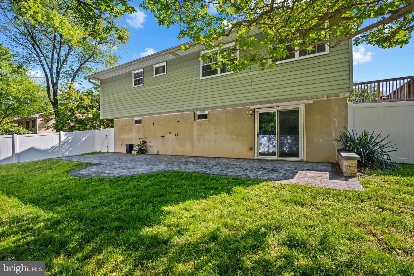 8091 Phirne Road E photo 36