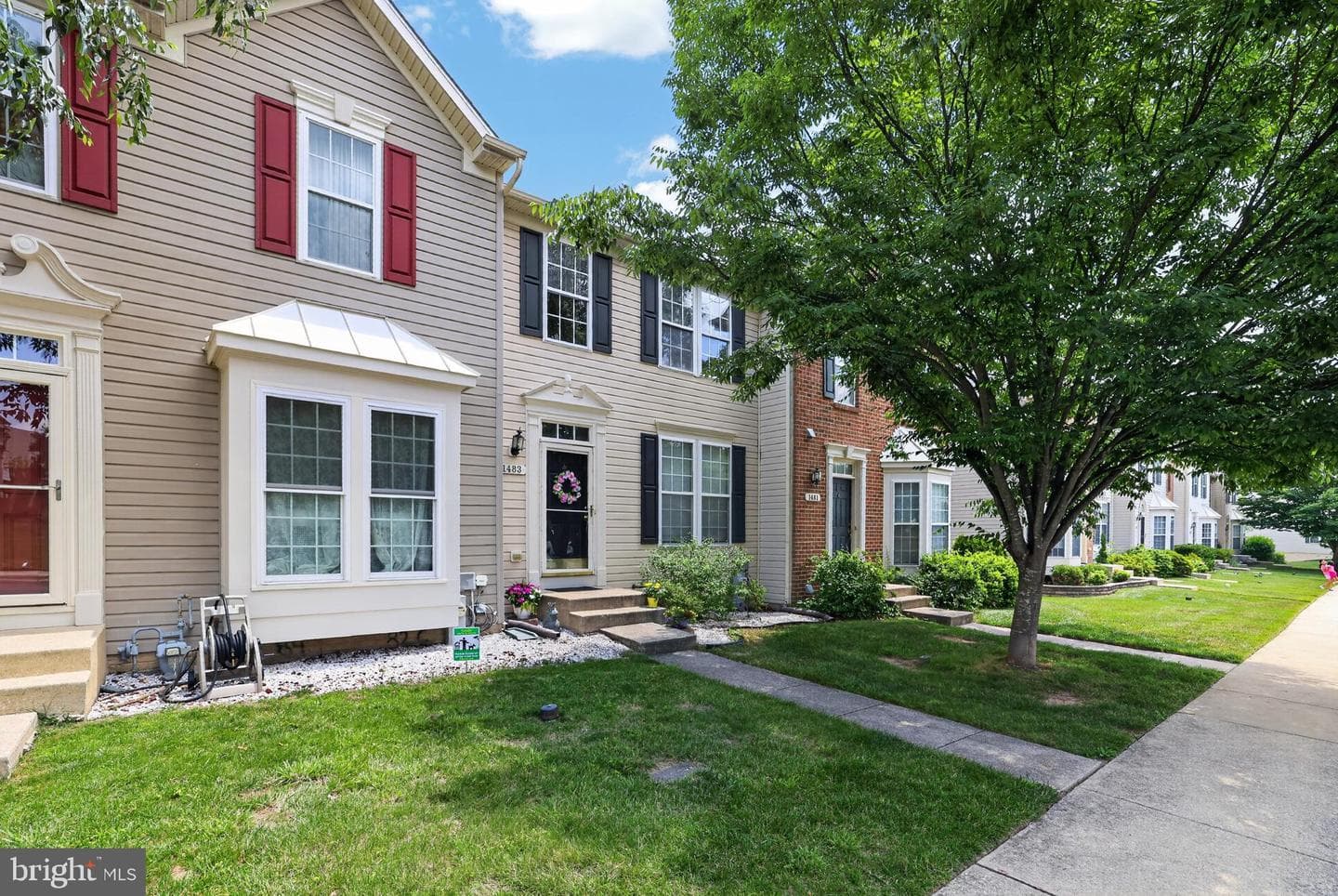 1483 Pangbourne Way photo 34