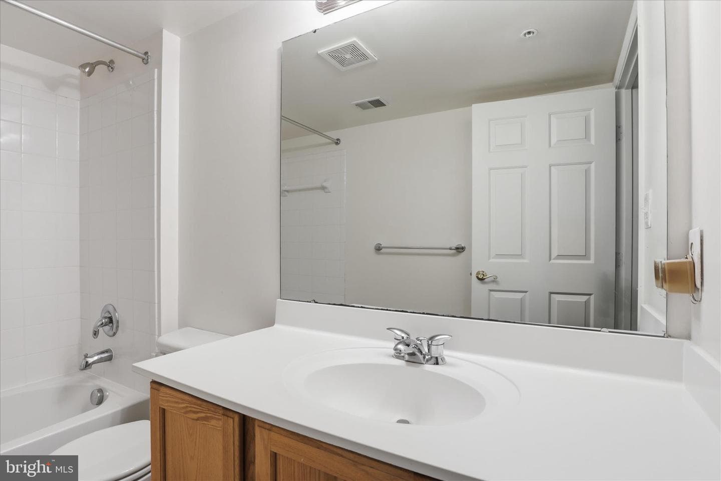 7212 Banwell Court photo 42