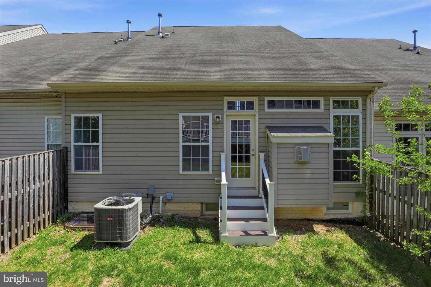 7212 Banwell Court photo 45
