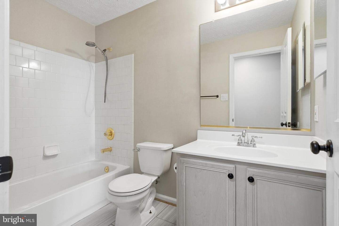 2402 Hightee Court photo 20