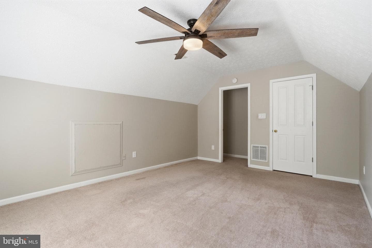 2402 Hightee Court photo 30