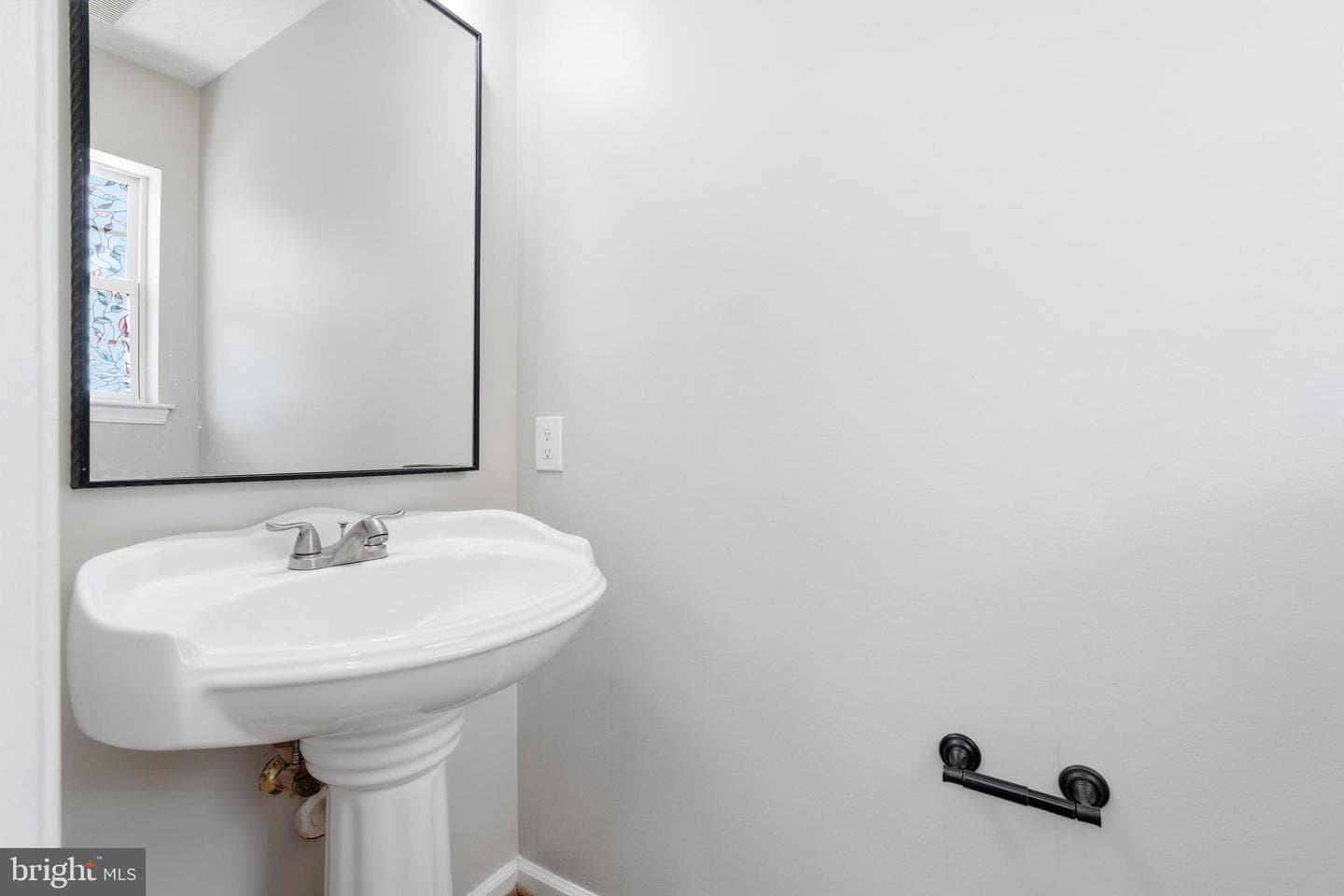 2402 Hightee Court photo 6