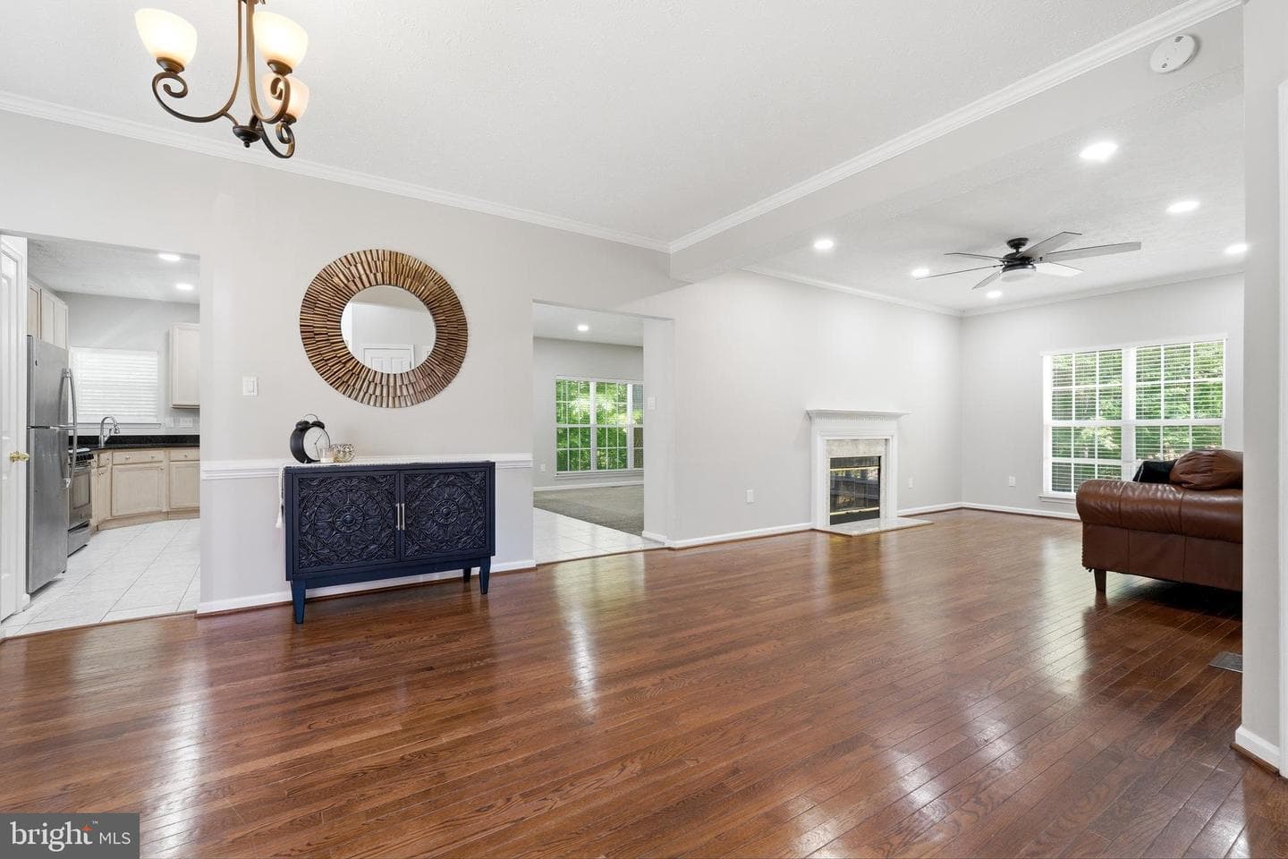 2402 Hightee Court photo 7