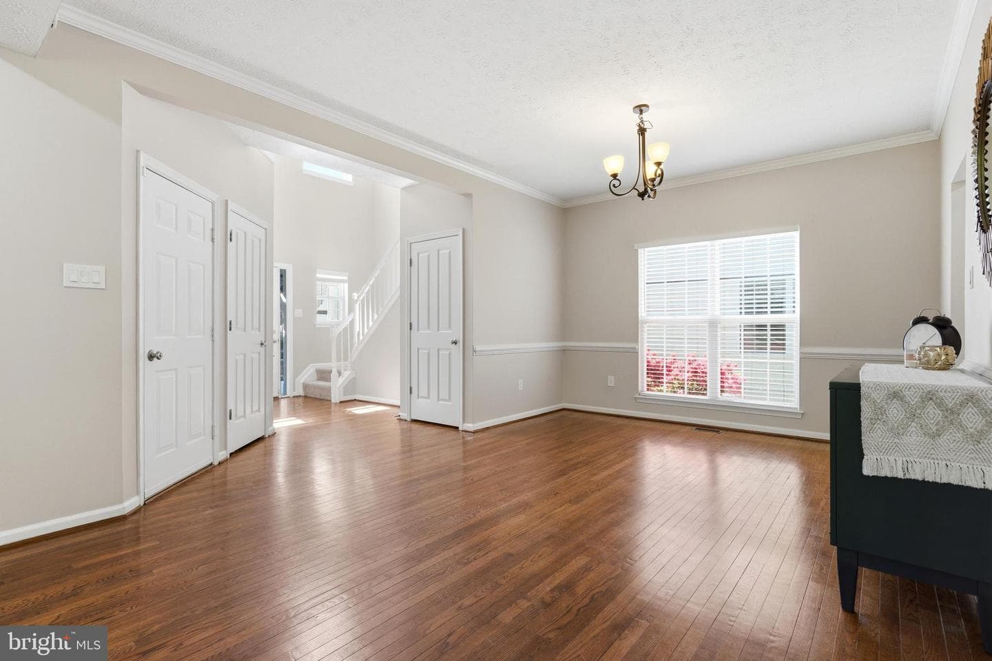 2402 Hightee Court photo 8