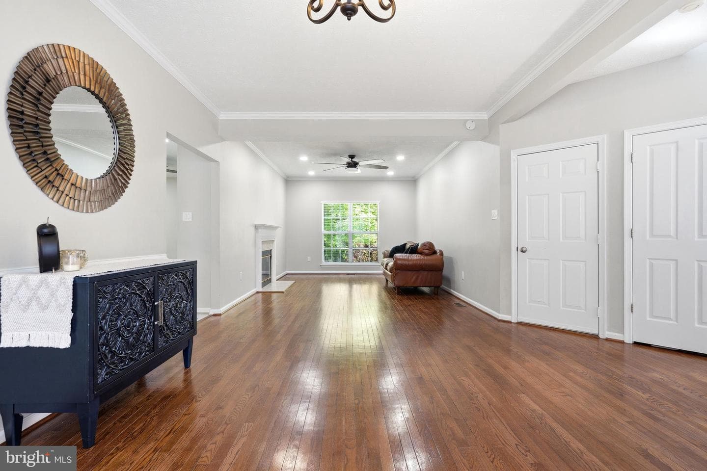 2402 Hightee Court photo 9