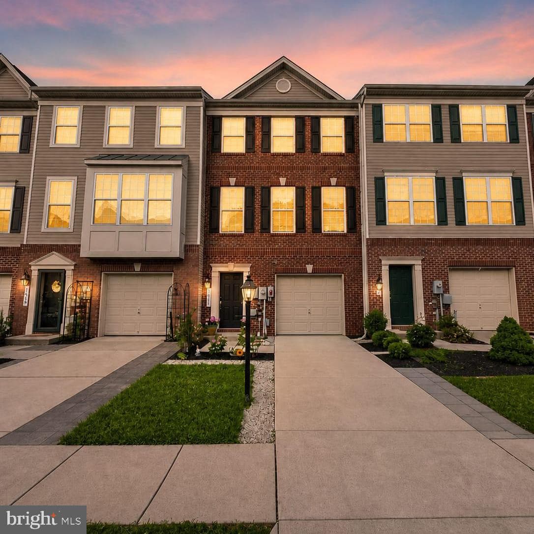 7621 Timbercross Lane